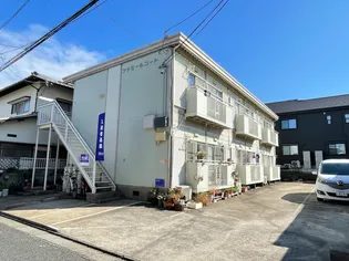 ファミールコートの画像