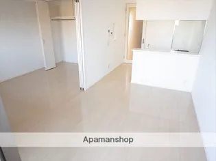 ニューリバー大名【8階】の居間