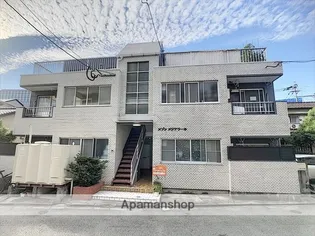 メゾン・メジテラーネ【3階】の外観