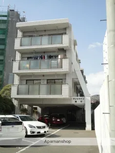 サンシャイン地行【3階】の外観