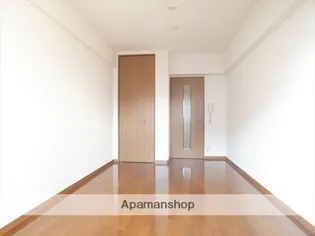 ピエモンテ藤崎【2階】の居間