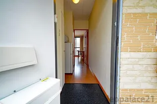 レオパレスエミネンス【204号室】の玄関