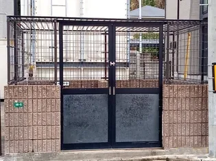 レオパレスモンペール【4階】の外観