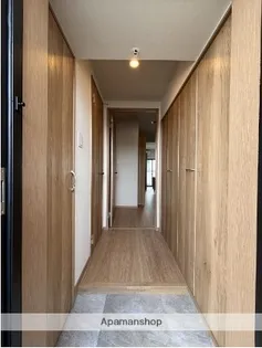 MODERN PALAZZO住吉【11階】の玄関