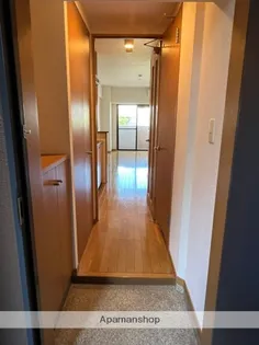 マーレタワー天神【4階】の玄関