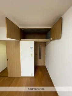 エステートモア祇園【4階】の内装