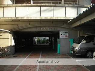 エステートモア祇園【4階】の外観