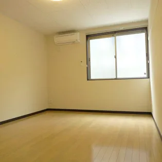 レオネクストTOBAⅡ【202号室】の居間