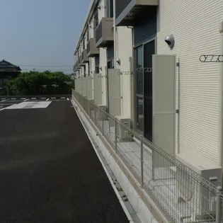 レオネクストラーラⅡ【1階】の外観