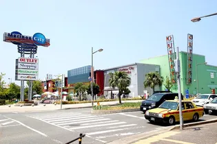 レオパレスモンペール【4階】の周辺