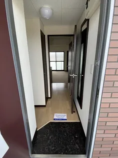 レオネクスト藤【1階】の玄関