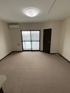 レオネクスト藤【2階】の居間