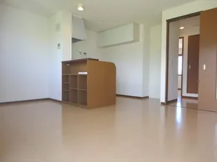 トータスモア参番館【1階】の居間