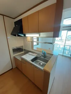 ラフィーネITO六番館【2階】のキッチン