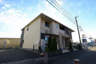 プラドール【2階】の外観