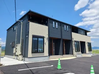 ヒルズ吉井【1階】の外観