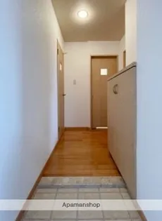 クレイドル室見B棟【2階】の玄関