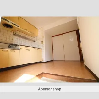 メゾンドソル【4階】の居間