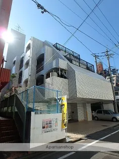 ホワイトマンション西新【210号室】の外観