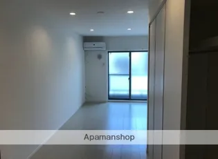 リブリ・百道【102.号室】の居間