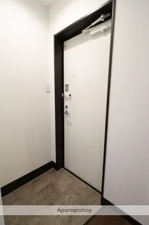 ロザンナ【3階】の玄関