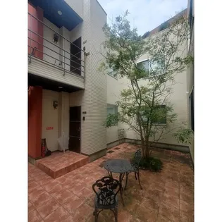 コートスタイル荒江【102号室】の外観