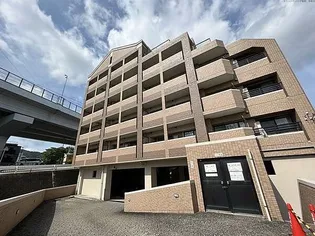 フォレスト’00【2階】の外観