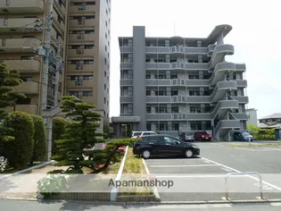 ルネスTANAKA【3階】の外観