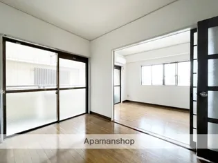 エステートモア【2階】の居間