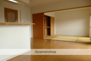 カーサフェリーチェ【1階】の居間