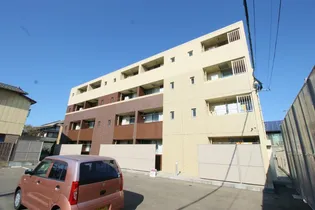 クレメントウエストクルメの画像