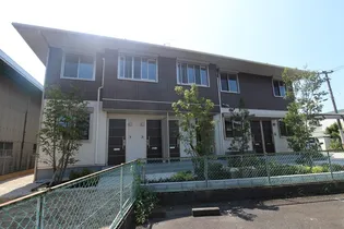 パインフォレスト国分【1階】の外観