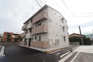 DーROOMクレスト国分【1階】の外観