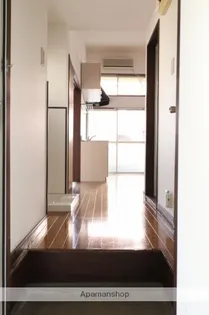 ベルクハイム【1階】の玄関