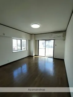 リフレイン愛宕【4階】の居間