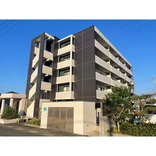 グリーンアベニュー【2階】の外観