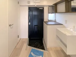 ビレッジハウス高花平3号棟【0307号室】の玄関