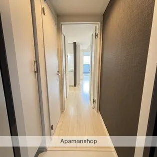 エレガンテブリッサ姪浜駅南【1階】の玄関