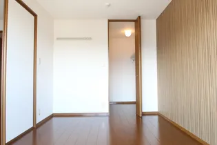 サン マリアン南風 A棟【2階】の内装