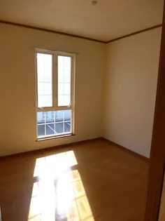 ハーモニータウンD【2階】の内装