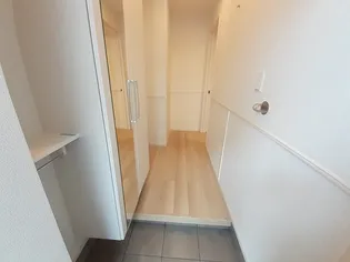 サステナ飯塚Ⅰ【1階】の玄関