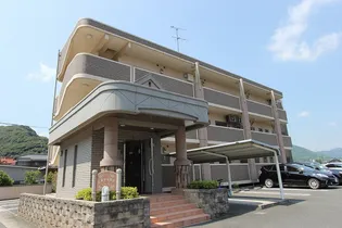 クレアーレ加用の画像