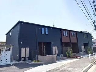 ブルーガーデン下石田【1階】の外観