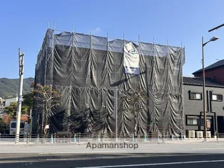 デ・クメール大橋【1階】の外観