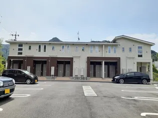 セラピアⅢ【104号室】の外観