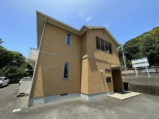 ラトゥール大和の画像