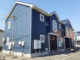 ニューロイヤル1番館【2階】の外観