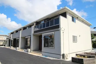 シドニー【2階】の外観