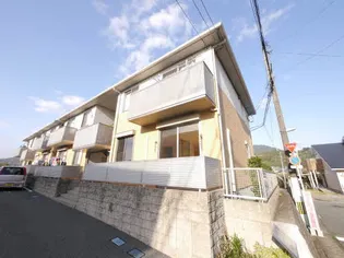 ウエストヒルズ B棟【1階】の外観