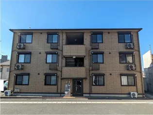 ラ ジュネスの画像